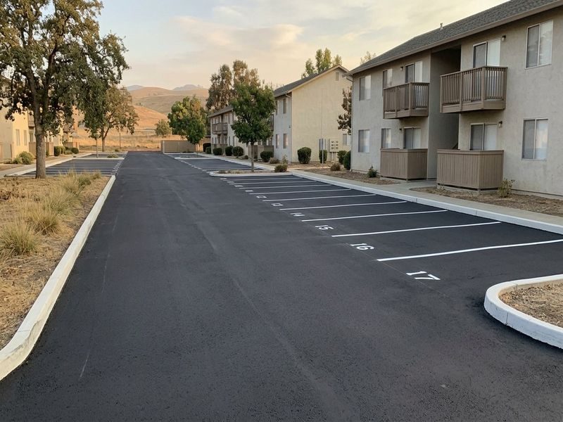 Commercial Industrial Asphalt Paving Grayson Ca