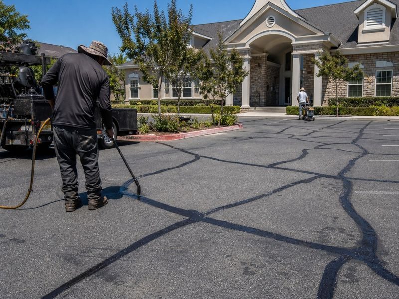 Modesto Ca Apartment Complex Parking Lot