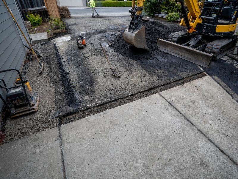 Edging Repair Crumbling Asphalt Modesto Ca