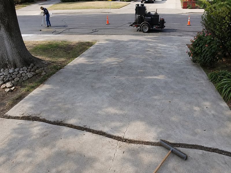 Crack Sealing Ahead Sealcoating Modesto Ca