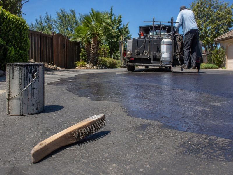 Sealcoating Driveways Under Maintenance Modesto Ca